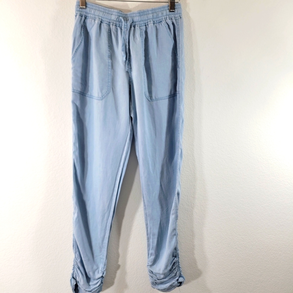 THREAD & SUPPLY Tencell pull-on lightweight light wash slouchy hem jogger pants